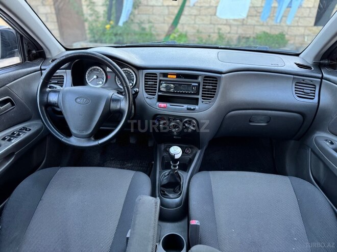 Kia Rio-9