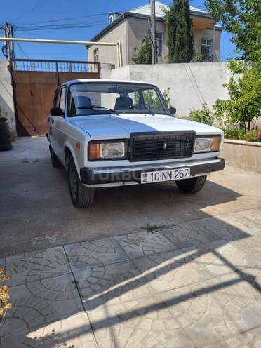 LADA (VAZ) 2107-1