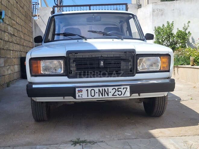 LADA (VAZ) 2107-5