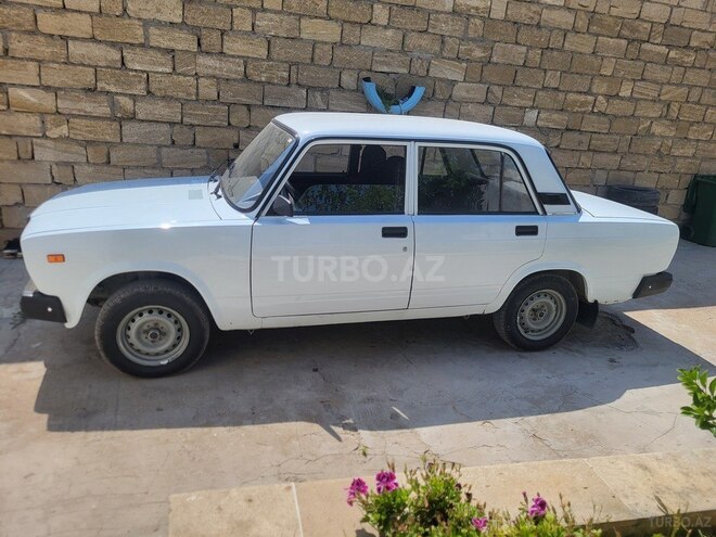 LADA (VAZ) 2107-6