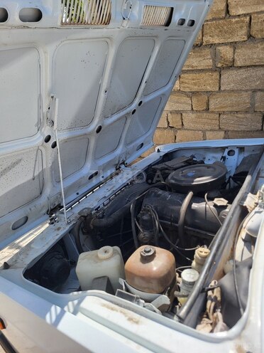 LADA (VAZ) 2107-4
