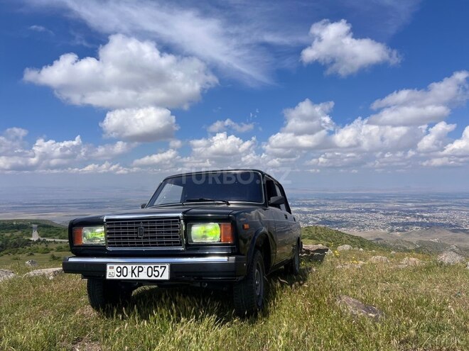 LADA (VAZ) 2107-1