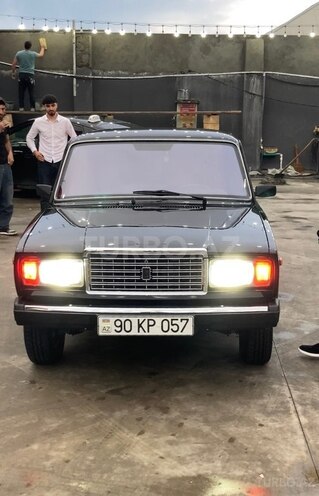 LADA (VAZ) 2107-5