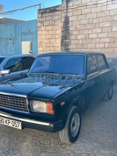 LADA (VAZ) 2107-2
