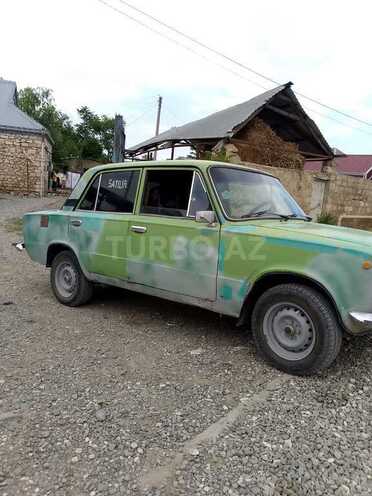 LADA (VAZ) 21011-2