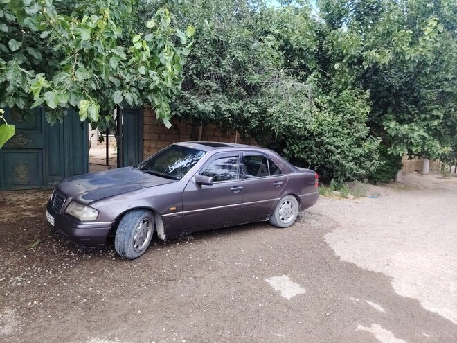 Mercedes C 200-6