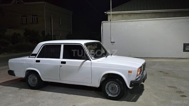 LADA (VAZ) 2107-5