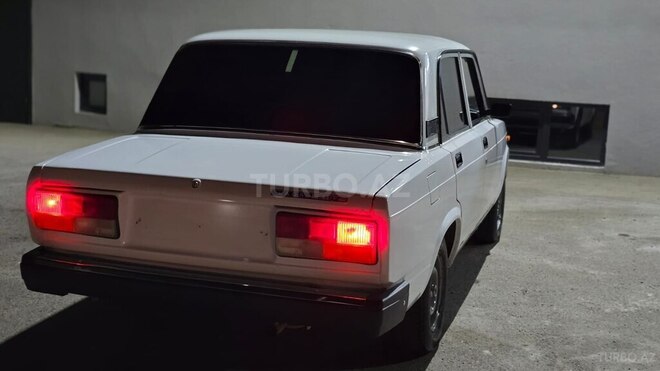 LADA (VAZ) 2107-4