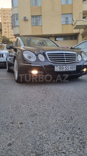Mercedes E 220-2