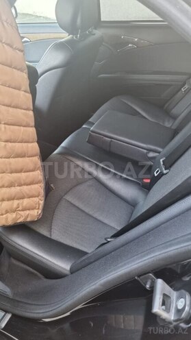 Mercedes E 220-7