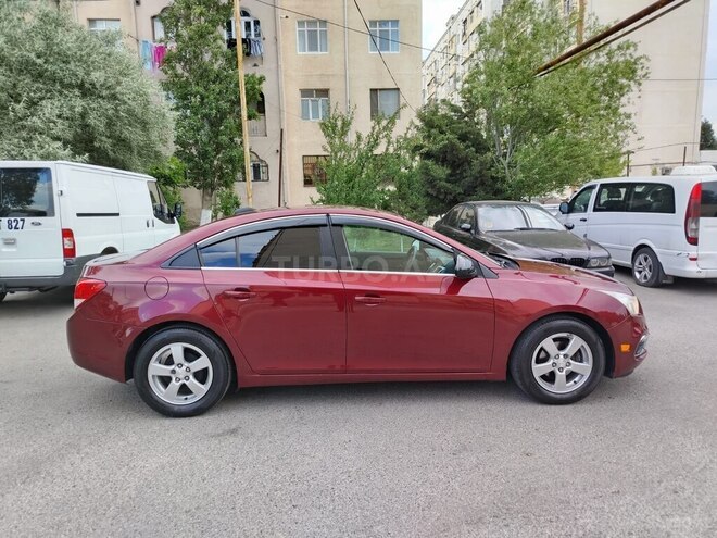 Chevrolet Cruze-11
