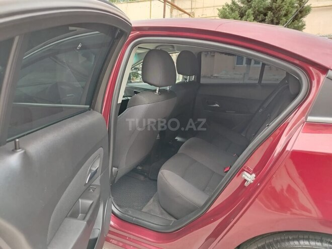 Chevrolet Cruze-19