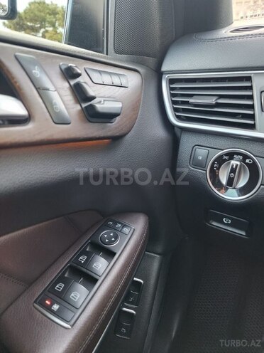 Mercedes GL 500 4MATIC-18