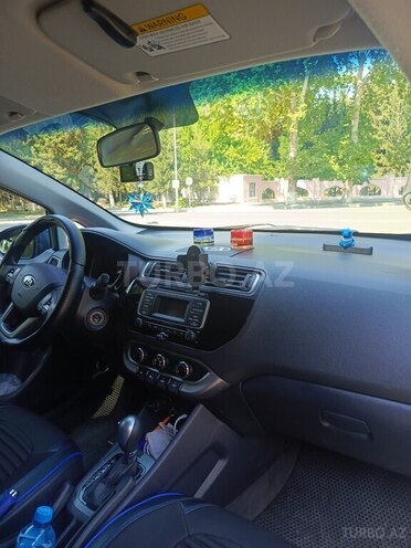 Kia Rio-8