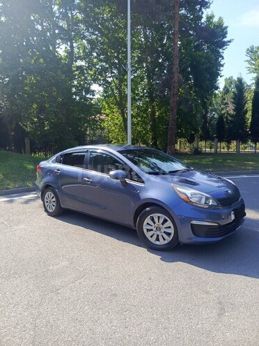 Kia Rio-10