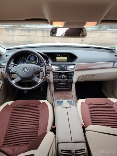 Mercedes E 250-15