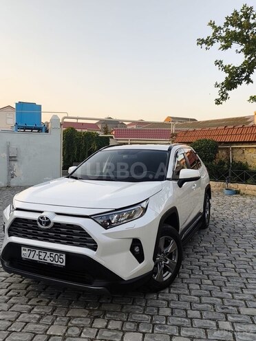 Toyota RAV4-7