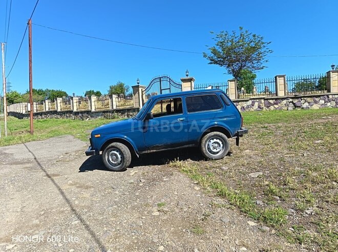 LADA (VAZ) Niva-6