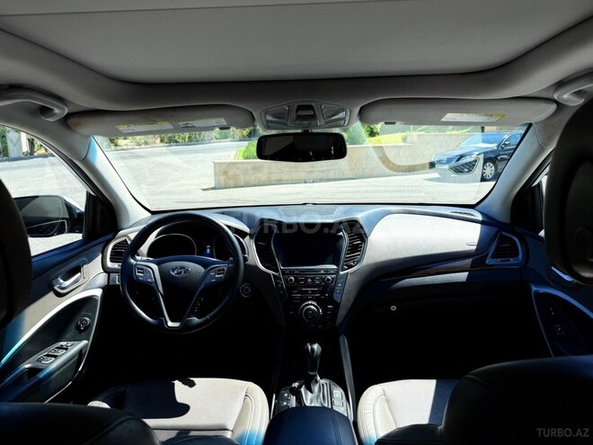 Hyundai Santa Fe-11