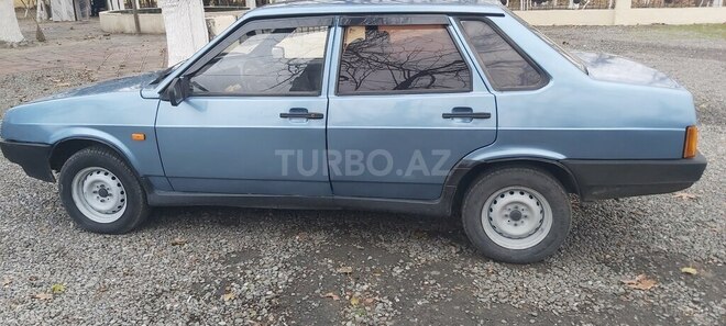 LADA (VAZ) 21099-2