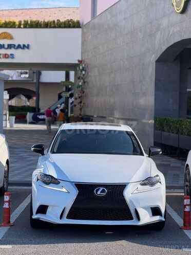 Lexus IS 200t-7