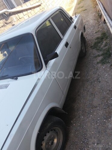 LADA (VAZ) 2107-2