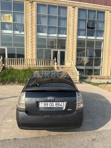 Toyota Prius-10