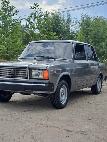LADA (VAZ) 2107-8