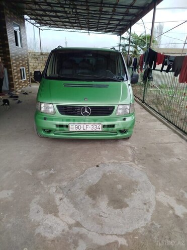 Mercedes Vito 108 D-1