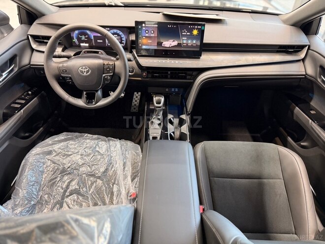 Toyota Camry-16