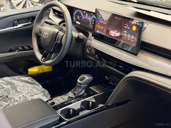 Toyota Camry-18