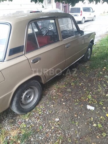 LADA (VAZ) 21011-4