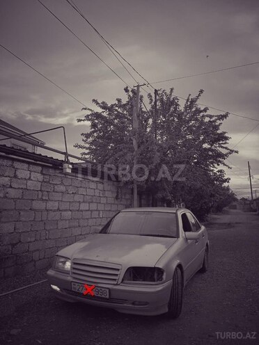 Mercedes C 180-3