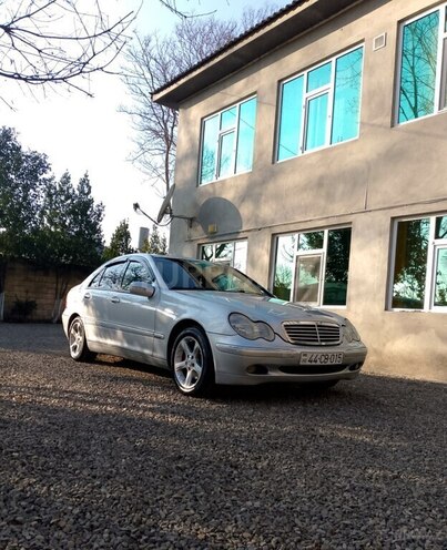 Mercedes C 200-4