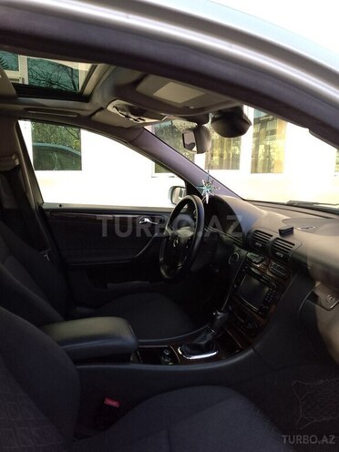 Mercedes C 200-8