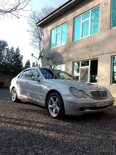 Mercedes C 200-9