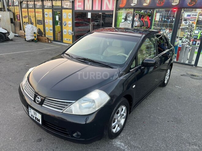 Nissan Tiida-3