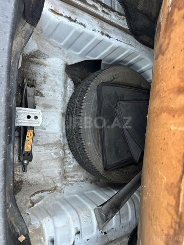 Nissan Sunny-8