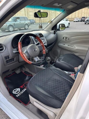 Nissan Sunny-6