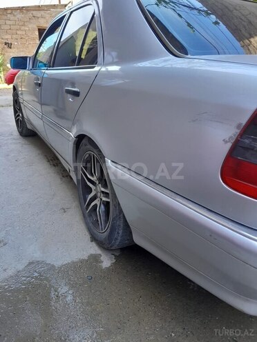 Mercedes C 240-5