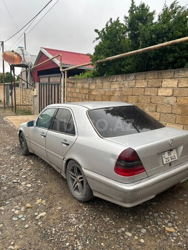 Mercedes C 240-2