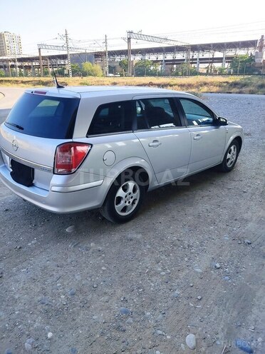 Opel Astra-2