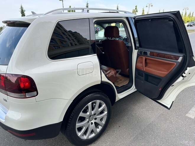 Volkswagen Touareg-10