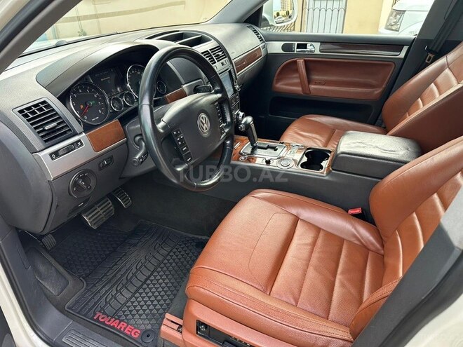 Volkswagen Touareg-11