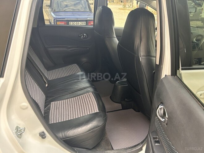Nissan Note-5