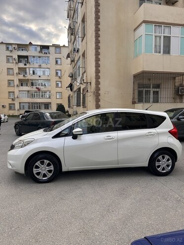 Nissan Note-8