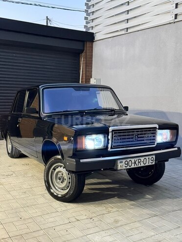 LADA (VAZ) 2107-1