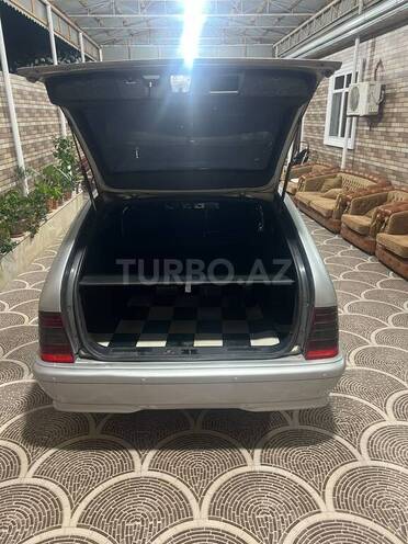 Mercedes C 220-9