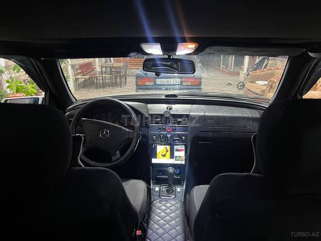 Mercedes C 220-8