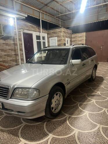 Mercedes C 220-12